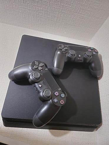 Техника и электроника: Продаётся Playstation 4 slim Есть подписка на игру 700+, Без — 1