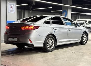 step 2: Hyundai Sonata: 2019 г., 2 л, Автомат, Газ, Седан — 3