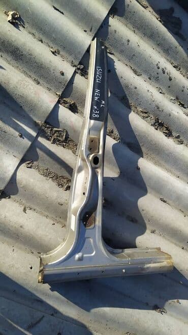 реклама на пилларсе: Isuzu Bighorn стойка кузова, Исузу Бигхорн кузовная стойка — 1