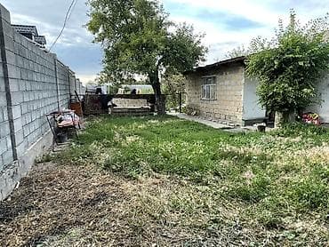 модул дом: Продаётся дом в с. Кунтуу. Центр. Большой участок.Подойдет для — 2