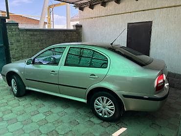 Skoda Octavia: 2005 г., 1.6 л, Кол менен иштөөчү, Бензин, Седан — 5