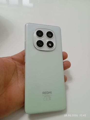 red: Redmi, Redmi Note 15, цвет - Зеленый — 2