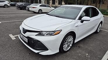 камиры: Toyota Camry: 2020 г., 2.5 л, Вариатор, Гибрид, Седан — 6