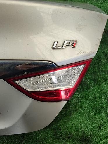 lf sonata: Другой вид стоп-сигнала Hyundai 2012 г., Б/у, Оригинал, Корея — 1