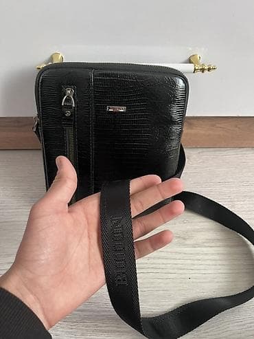 Сумкалар: Мужская сумка через плечо Brutton - Материал: черная кожа тиснением — 1