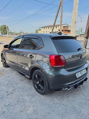 infinity g: Volkswagen Polo: 2010 г., Хэтчбэк — 5