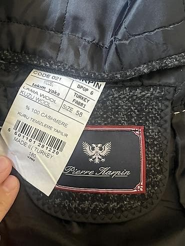 норкавая шапка: Мужское пальто Pierre Karpin - Размер: 58 (рост 180) - Состав по — 3