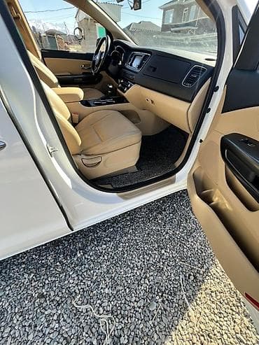 camry 2020: Kia Carnival: 2019 г., Автомат, Минивэн — 9