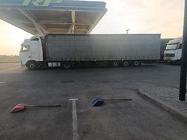 daf 75: Тягач, Volvo, 2012 г., Тентованный — 5
