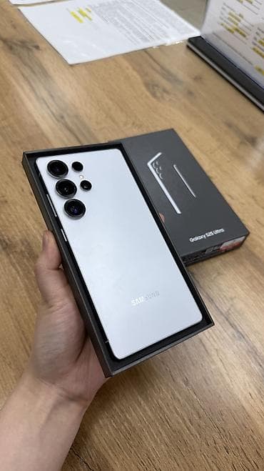 Samsung Galaxy S25 Ultra, Б/у, цвет - Белый — 1