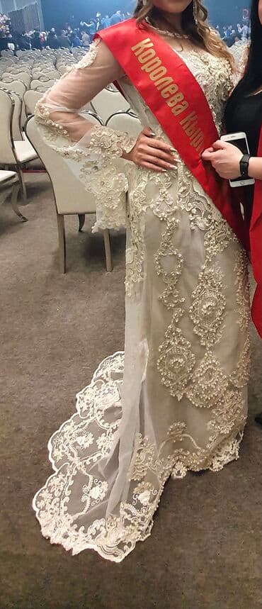 коктейльные платья с открытыми плечами: Вечерние платье камни с варовских жемчуг один раз одето сшито на — 2