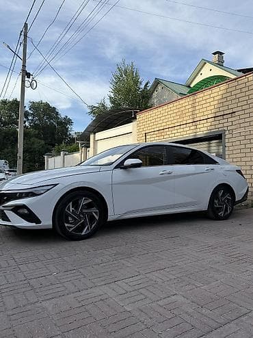 e2 byd: Hyundai Elantra: 2025 г., 1.6 л, Автомат, Бензин, Седан — 5