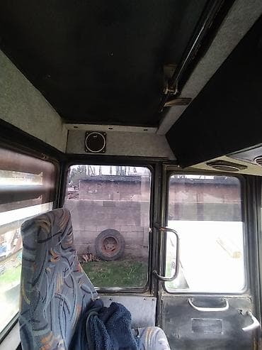 продаю трактор т28: Гусеничный трактор (желтый), универсальный для сельхозработ и — 8