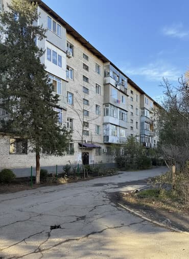 срочно продаю дом медерова карл маркс: 3 комнаты, 63 м², Индивидуалка, 1 этаж, Старый ремонт — 1