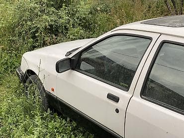 14: Ford Sierra: 1991 г., 1.6 л — 4