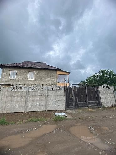 3: Срочно, продается двухэтажный дом в районе Ак-Ордо 3 - Площадь дома  — 2