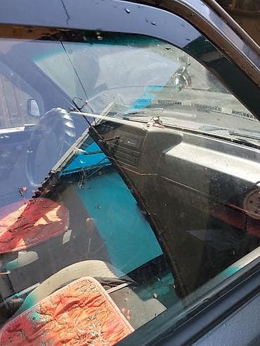 бампер на джетту: Volkswagen Jetta: 1992 г., Седан — 7