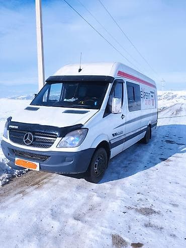 гидроскутер водный: Грузовик, Mercedes-Benz, Дубль, 3 т, Б/у — 9