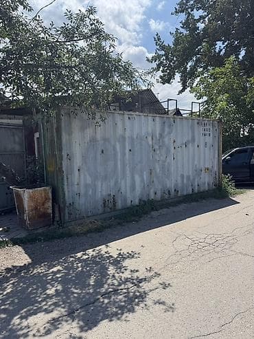 Коммерциялык мүлк: Продам металлический морской контейнер 20 футов, переоборудованный под — 1