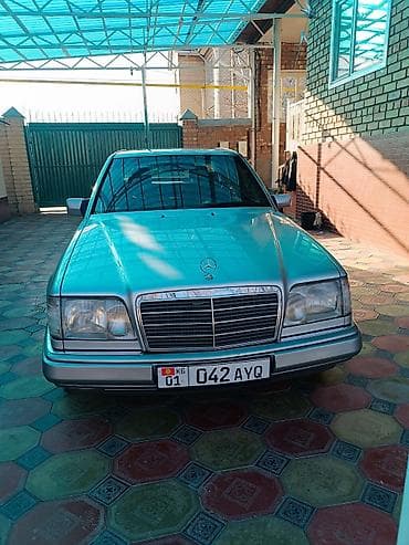 Mercedes-Benz W124: 1994 г., 3.2 л, Автомат, Бензин, Седан