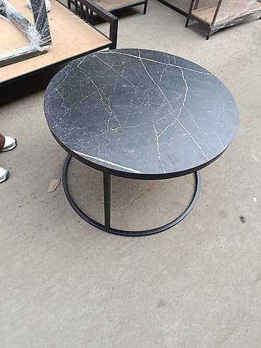 study table: Круглый стол в наличии — 2