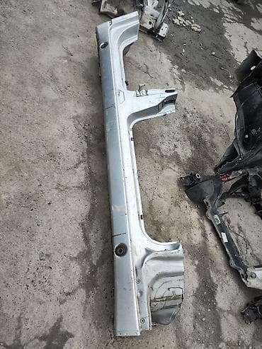 порог бмв е39: Mercedes-Benz, Б/у, Оригинал — 1