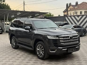 140000: Toyota Land Cruiser: 2025 г., 3.5 л, Автомат, Бензин, Внедорожник — 1