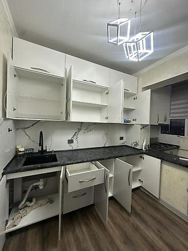 Эмерек гарнитурлары: Кухонный гарнитур под 105 серию. Самовывоз. Цена: 30 000 сом — 3