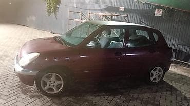 145 13: Daihatsu Sirion: 1998 г., 1 л, Механика, Бензин, Хэтчбэк — 4