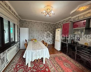 Үйлөр: 150 м², 4 бөлмө, Жылытылган — 10