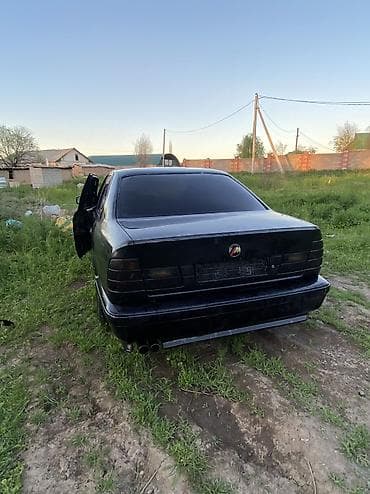 авто чихол: BMW 5 series: 1993 г., 3 л, Ручные, Бензин, Седан — 5