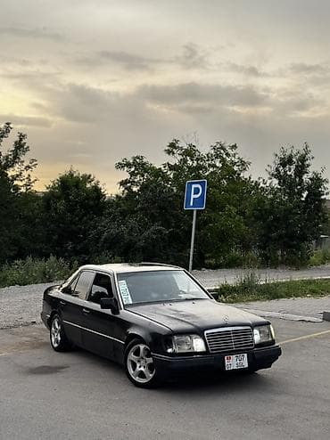 хода адисе: Mercedes-Benz W124: 1993 г., Механика, Бензин, Седан — 2