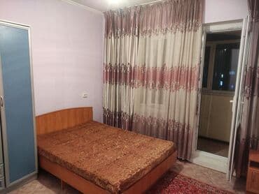 Комнаты: 80 м² — 3