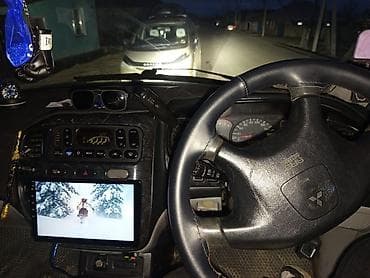 hilux syrf: Mitsubishi Space Gear: 1995 г., 3 л, Бензин, Минивэн — 5