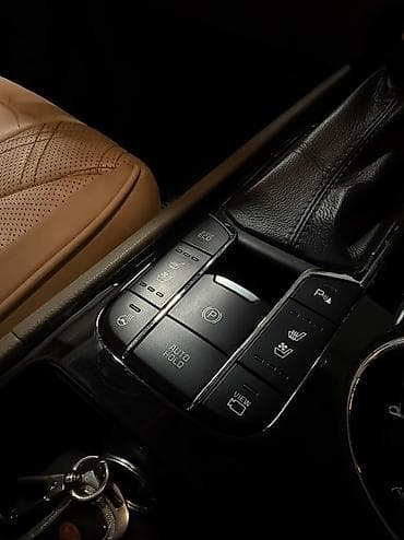 Kia Carnival: 2018 г., 3.3 л, Автомат, Бензин, Минивэн — 9