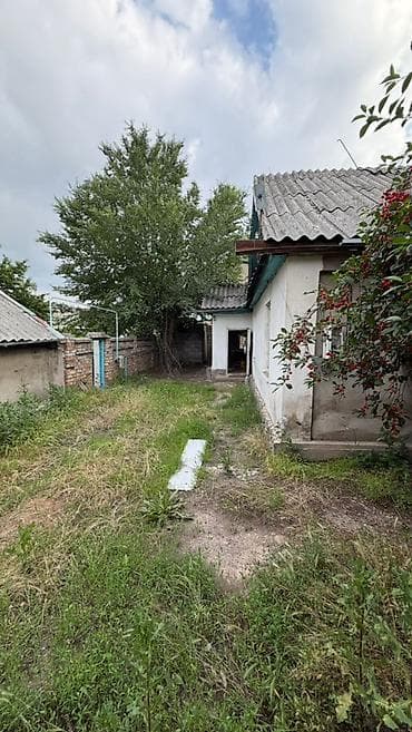 домик вагон: Дом + полдома в районе Церкви, ул. Панфилова. - Площадь участка: 6 — 6