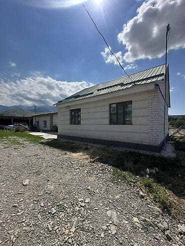 Үйлөр: 📍 В Сокулукском районе в селе Тош- Булак продаётся усадьба у подножья — 4