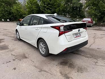 prius plus: Toyota Prius: 2019 г., Вариатор, Гибрид — 4
