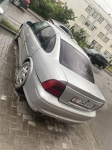 ope: Opel Vectra: 2000 г., 2 л, Автомат, Бензин, Седан — 8