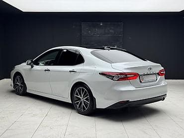 Продажа авто: Toyota Camry: 2022 г., 2.5 л, Автомат, Бензин, Седан — 2