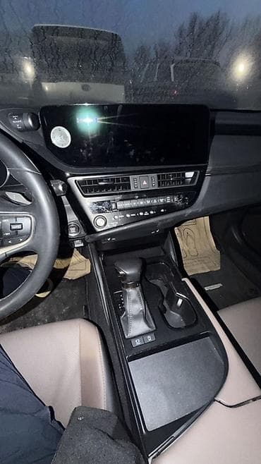 leksus is 250: Lexus ES: 2022 г., 2.5 л, Автомат, Бензин, Седан — 4