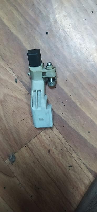 гитара crafter: Volkswagen crafter 2010 год датчик коленвала распредвала 2.5 дизель — 1