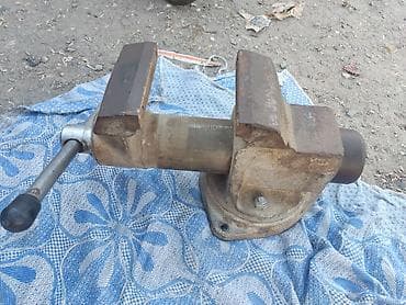 ударный аппарат: Слесарные тиски поворотные настольные - Материал: массивный чугунный — 8