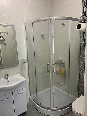 кок жар ж м: Студия, Чогуу жашоосу жок, Толугу менен эмереги бар — 1