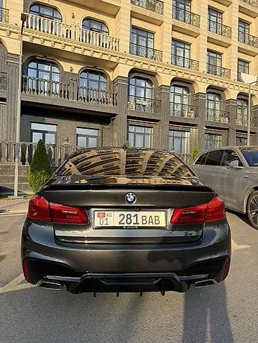 губа g30: BMW 5 series: 2019 г., Седан — 6