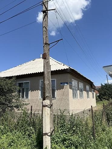 Продаётся одноэтажный дом с приусадебным участком 5,5 соток на углу lalafo.kg да Продаётся одноэтажный дом с приусадебным участком 5,5 соток на углу