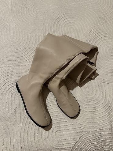 берцы мужские бишкек: • Размер: 39 • Состояние: НОВЫЕ • Цвет: бежевый / нюд • Материал — 2