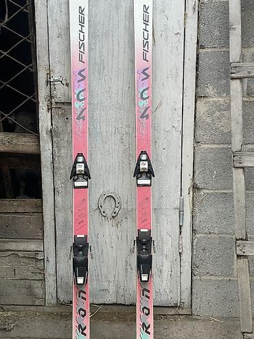 Лыжи⛷️ в комплекте только доски