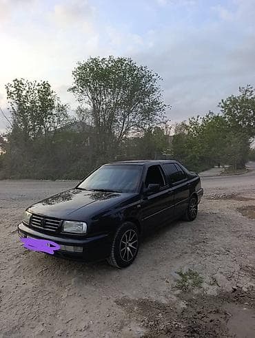 лобовое стекло венто: Volkswagen Vento: 1998 г., Автомат, Седан — 3
