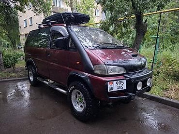 светы для дома: Mitsubishi Space Gear: 1996 г., 0.3 л, Автомат, Бензин, Минивэн — 1